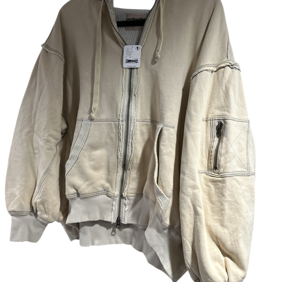 New FREE PEOPLE We The Free By Your Side Lined HOODIE $148
Small Morning Oat - Picture 8 of 8